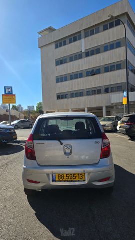 יונדאי i10