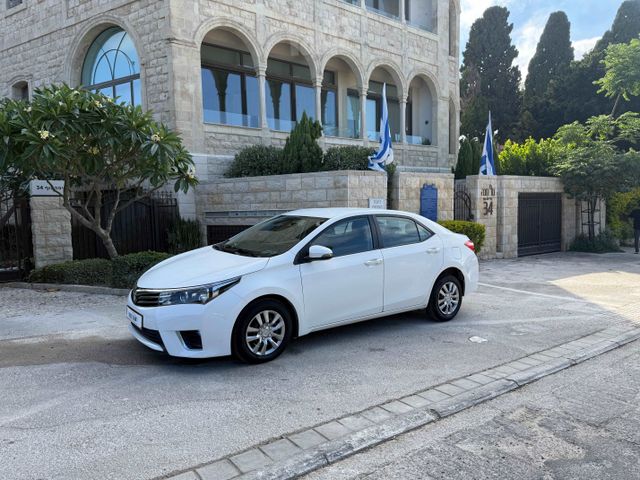 טויוטה קורולה