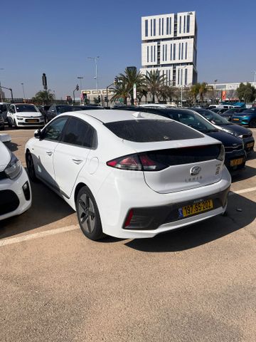 יונדאי איוניק