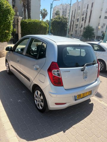 יונדאי i10