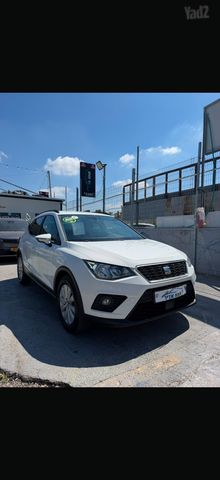 סיאט ארונה