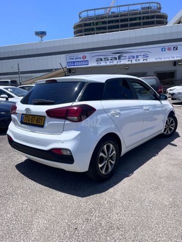 מודעת רכב יונדאי i20 2