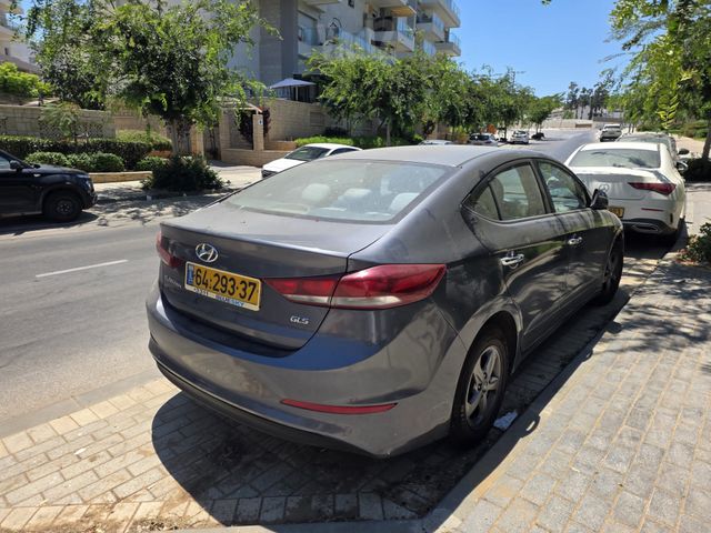 יונדאי אלנטרה