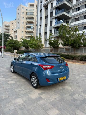 יונדאי i30