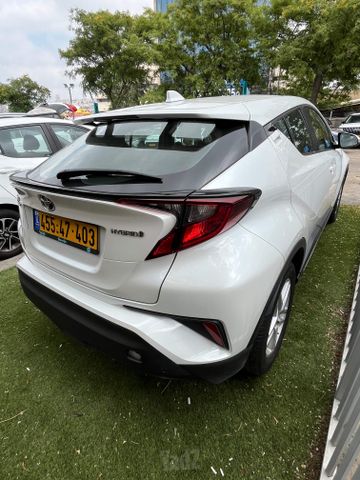 טויוטה C-HR