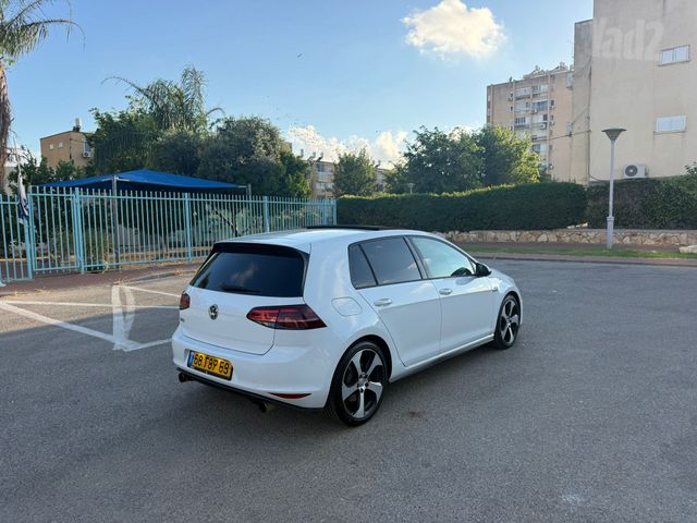פולקסווגן גולף