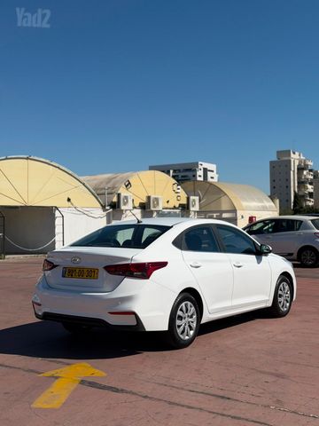 יונדאי אקסנט i25