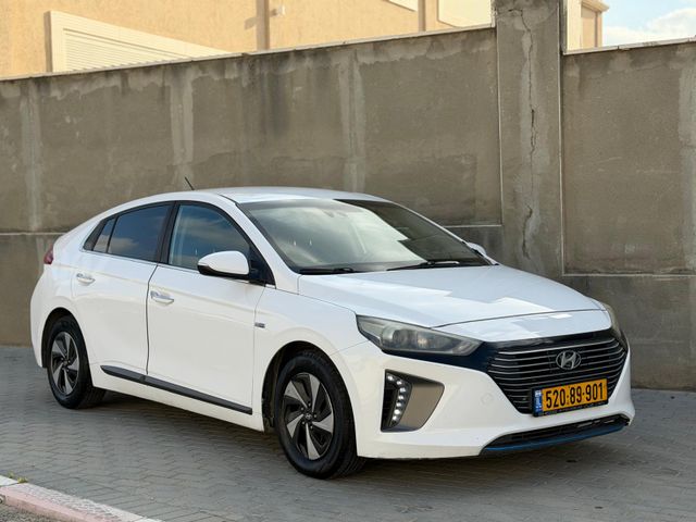 יונדאי איוניק
