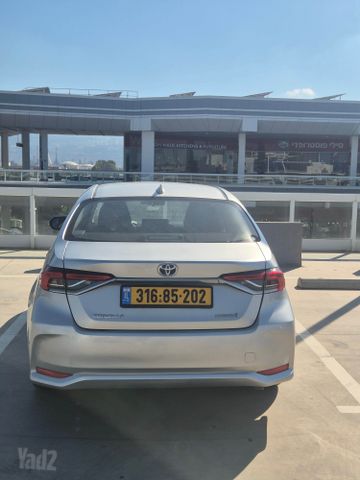 טויוטה קורולה