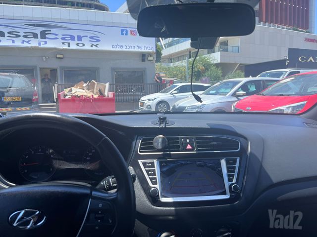 יונדאי i20