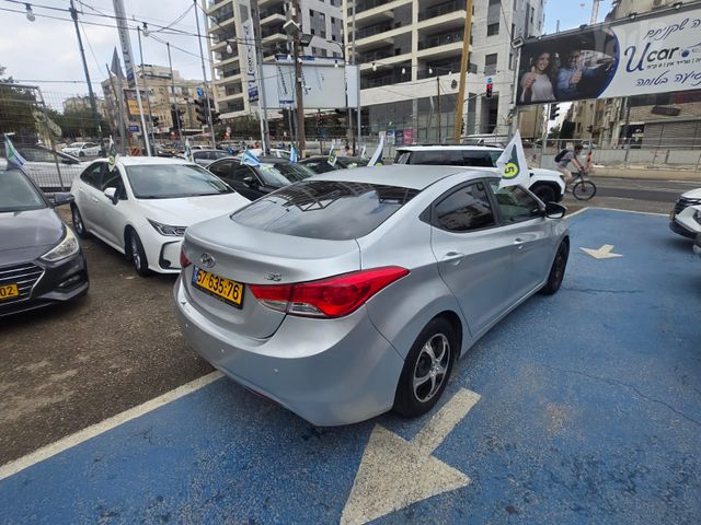 יונדאי I35