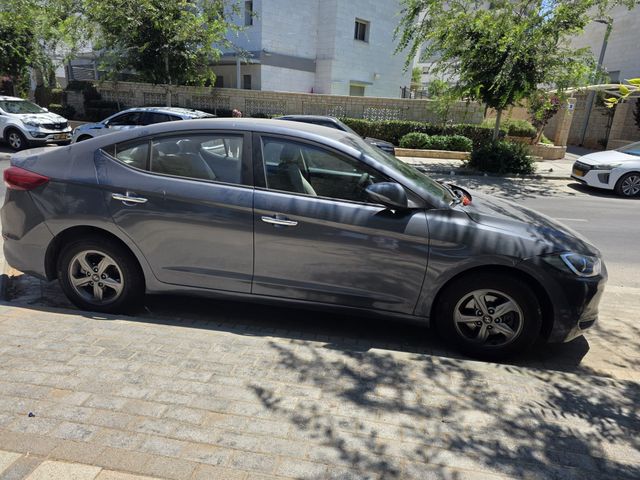 יונדאי אלנטרה
