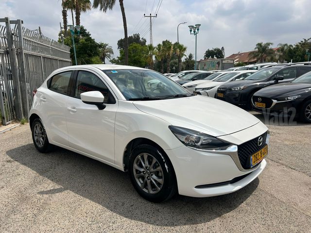 מודעת רכב מאזדה 2 1