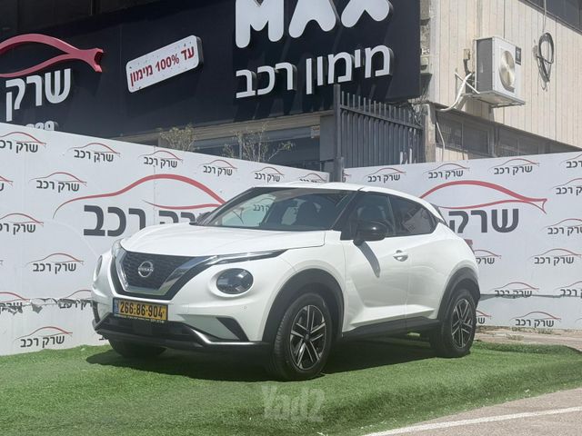 ניסאן ג'וק