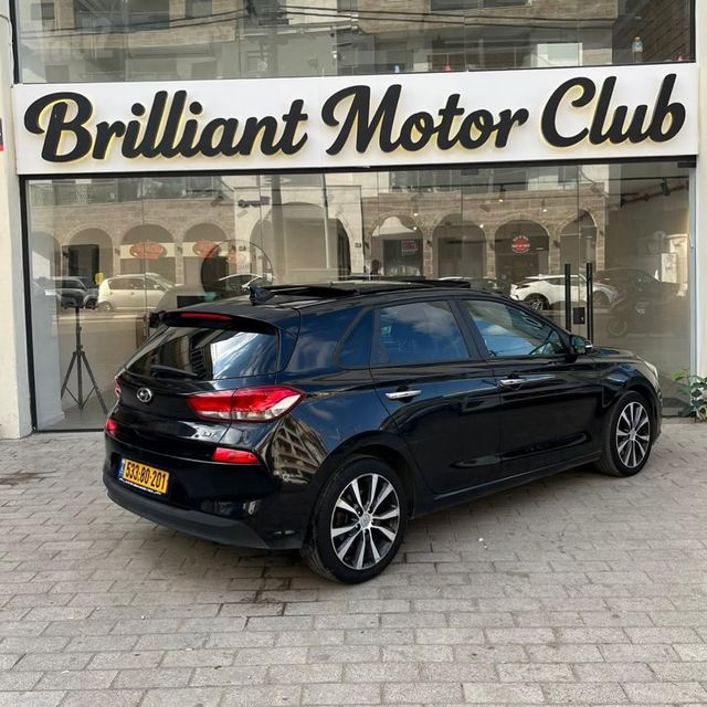 יונדאי i30