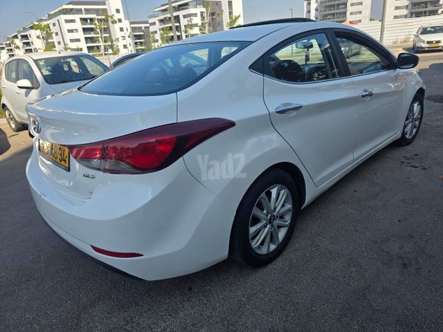 יונדאי I35