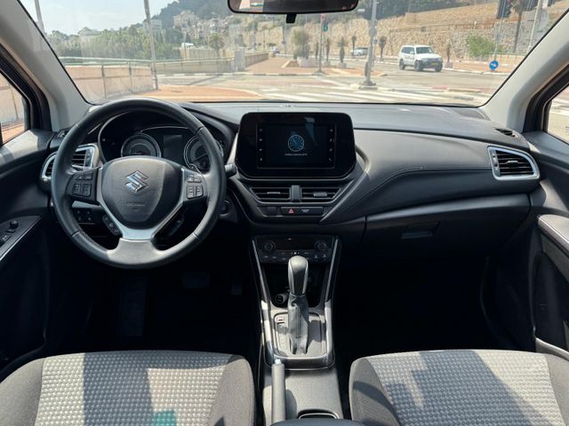 סוזוקי S-Cross
