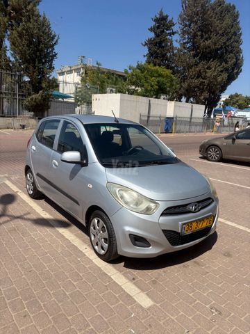 יונדאי i10