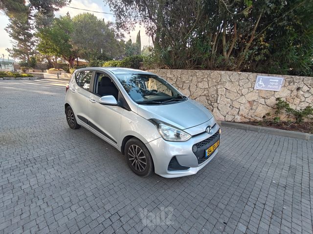 יונדאי i10