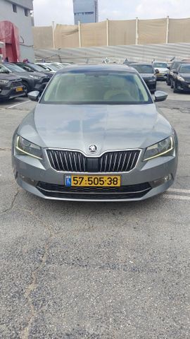 מודעת רכב סקודה סופרב
