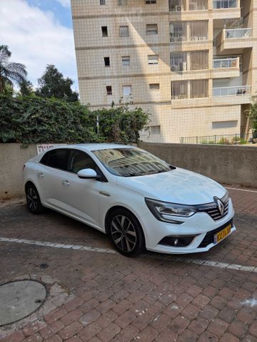 רנו מגאן