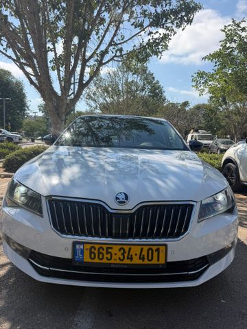 סקודה סופרב