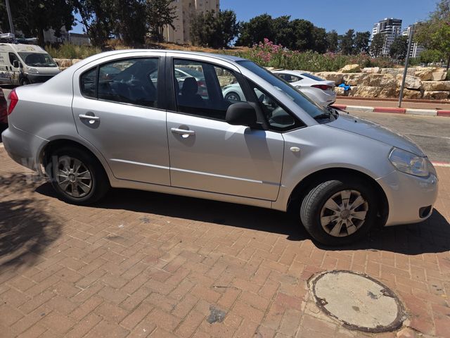 מודעת רכב סוזוקי SX4 1