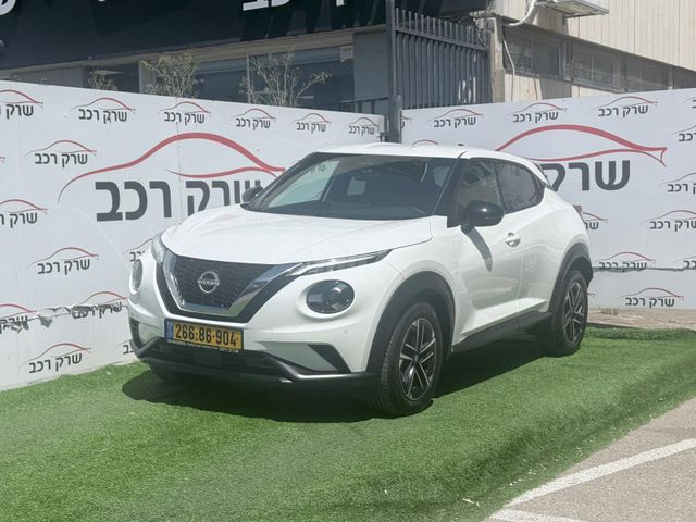 ניסאן ג'וק
