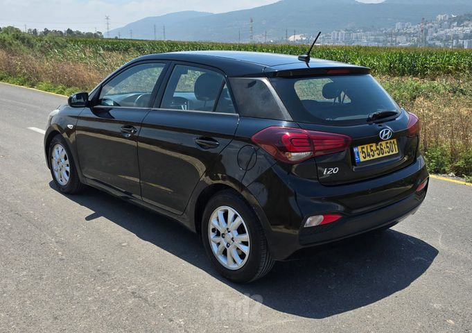 יונדאי i20