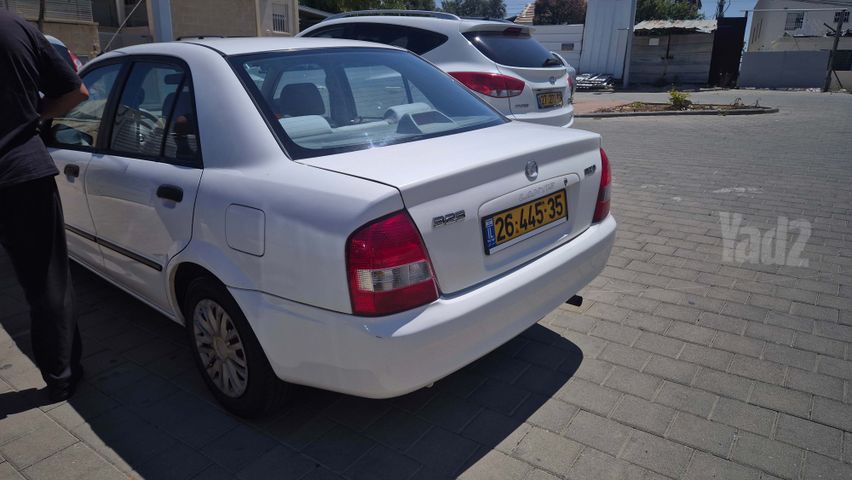 מודעת רכב מאזדה 323