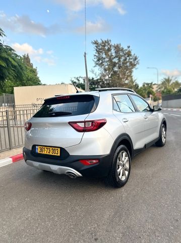 קיה סטוניק