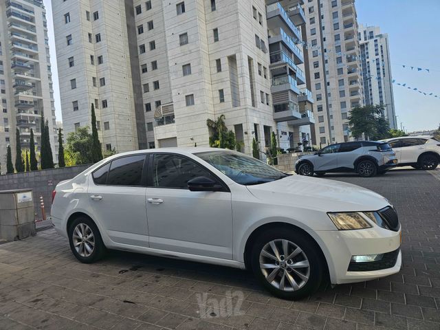 סקודה אוקטביה