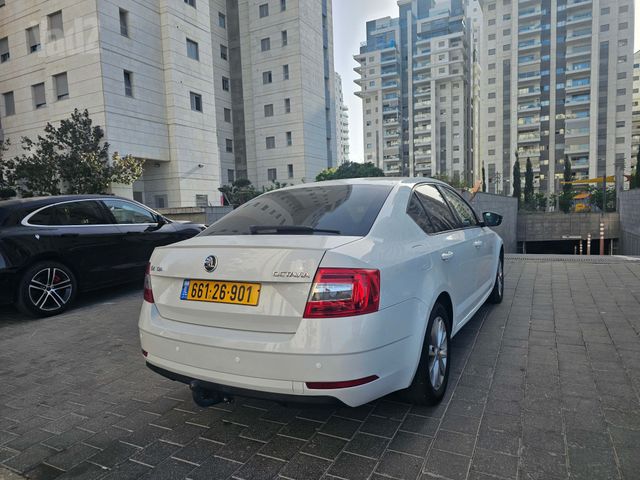 סקודה אוקטביה