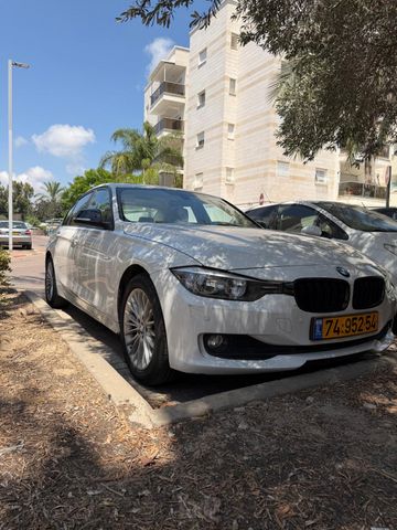 מודעת רכב ב מ וו סדרה 3