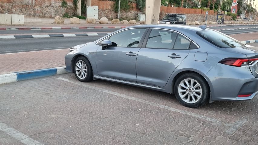 מודעת רכב טויוטה קורולה