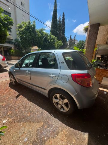 סוזוקי SX4