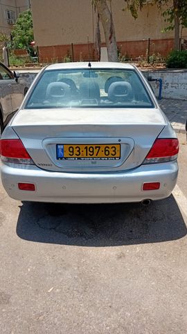 מיצובישי לנסר