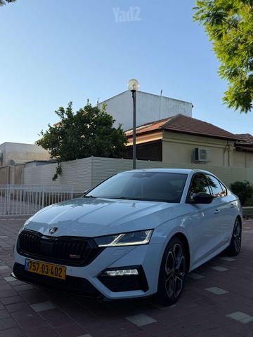 סקודה אוקטביה