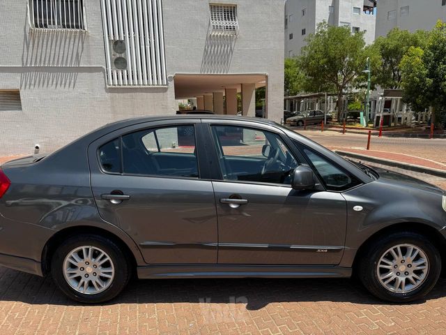 סוזוקי SX4