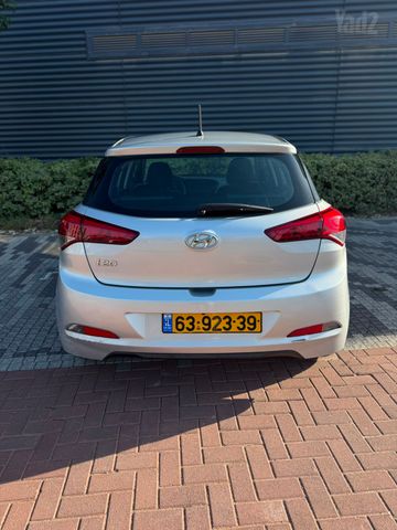 יונדאי i20