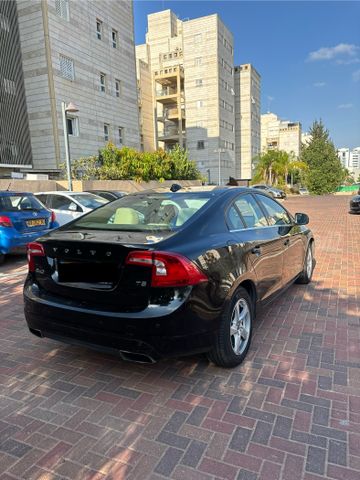 וולוו S60