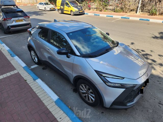 טויוטה C-HR