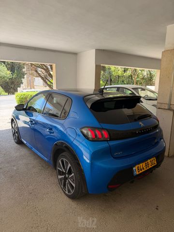 פיג'ו 208