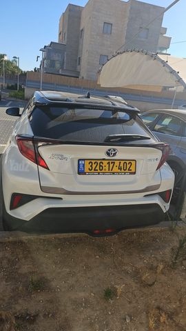 טויוטה C-HR