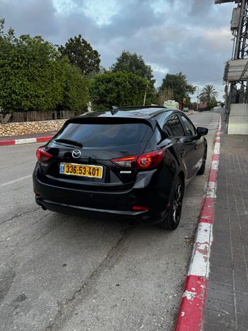 מאזדה 3