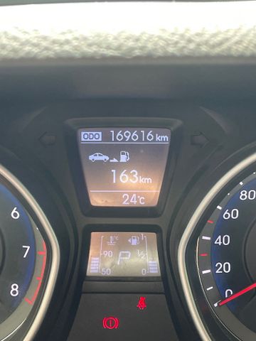יונדאי i30