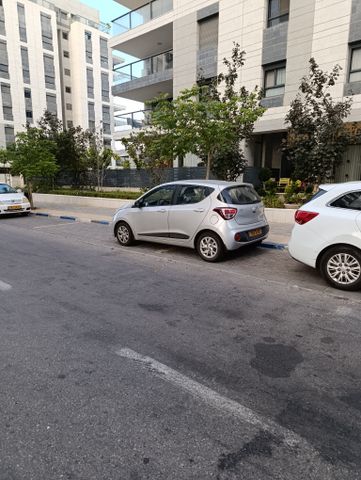 יונדאי i10