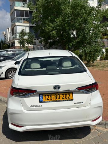 מודעת רכב טויוטה קורולה