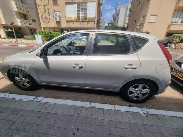 יונדאי i30