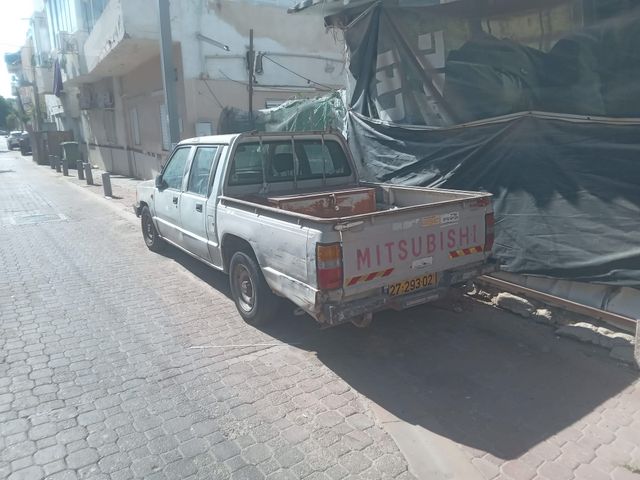 מודעת רכב מיצובישי לנסר